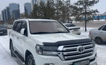 Toyota Land Cruiser 2016 года за 30 500 000 тг. в Астана фото 3