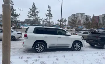Toyota Land Cruiser 2016 года за 30 500 000 тг. в Астана фото 4