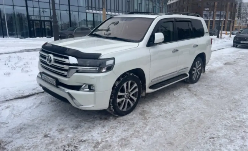 Toyota Land Cruiser 2016 года за 30 500 000 тг. в Астана