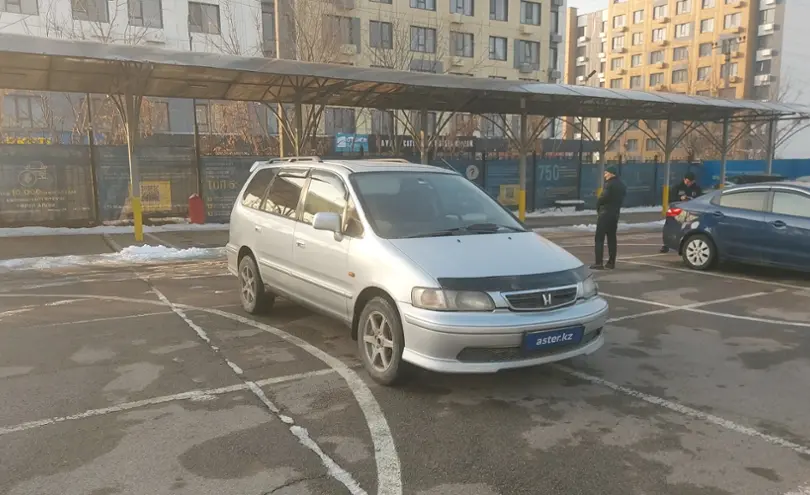 Honda Shuttle 2000 года за 3 200 000 тг. в Алматы