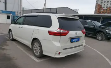 Toyota Sienna 2017 года за 13 000 000 тг. в Шымкент фото 4