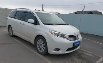 Toyota Sienna 2017 года за 13 000 000 тг. в Шымкент фото 2