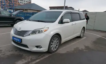 Toyota Sienna 2017 года за 13 000 000 тг. в Шымкент фото 1