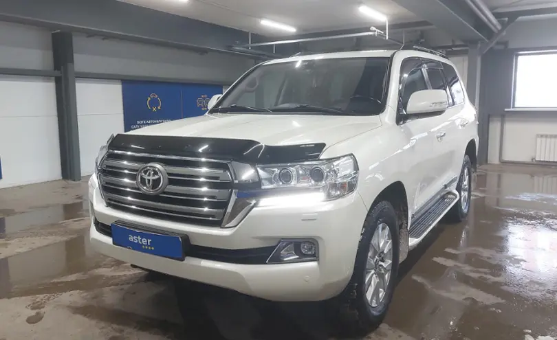 Toyota Land Cruiser 2020 года за 40 000 000 тг. в Астана