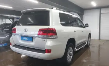 Toyota Land Cruiser 2020 года за 40 000 000 тг. в Астана фото 3
