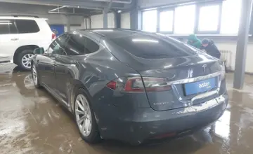 Tesla Model S 2017 года за 22 000 000 тг. в Астана фото 3