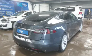Tesla Model S 2017 года за 22 000 000 тг. в Астана фото 4
