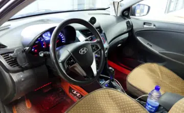 Hyundai Solaris 2015 года за 5 500 000 тг. в Астана фото 5