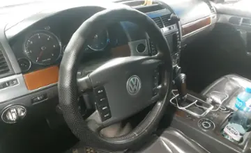 Volkswagen Touareg 2004 года за 5 000 000 тг. в Астана фото 5