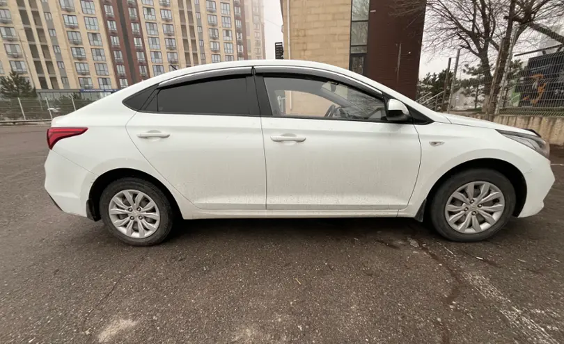Hyundai Accent 2017 года за 6 500 000 тг. в Шымкент фото 3