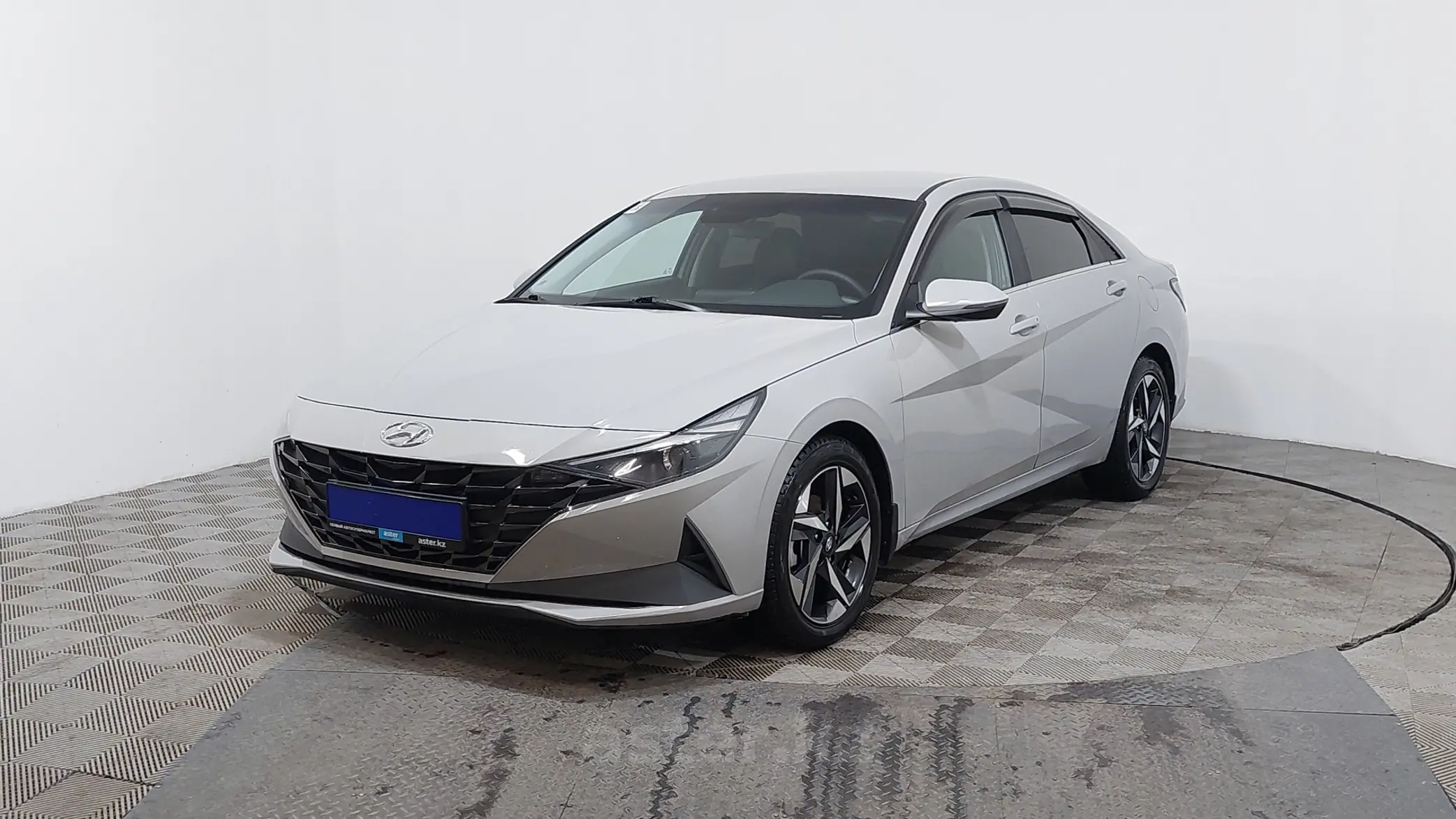 Hyundai Elantra 2022