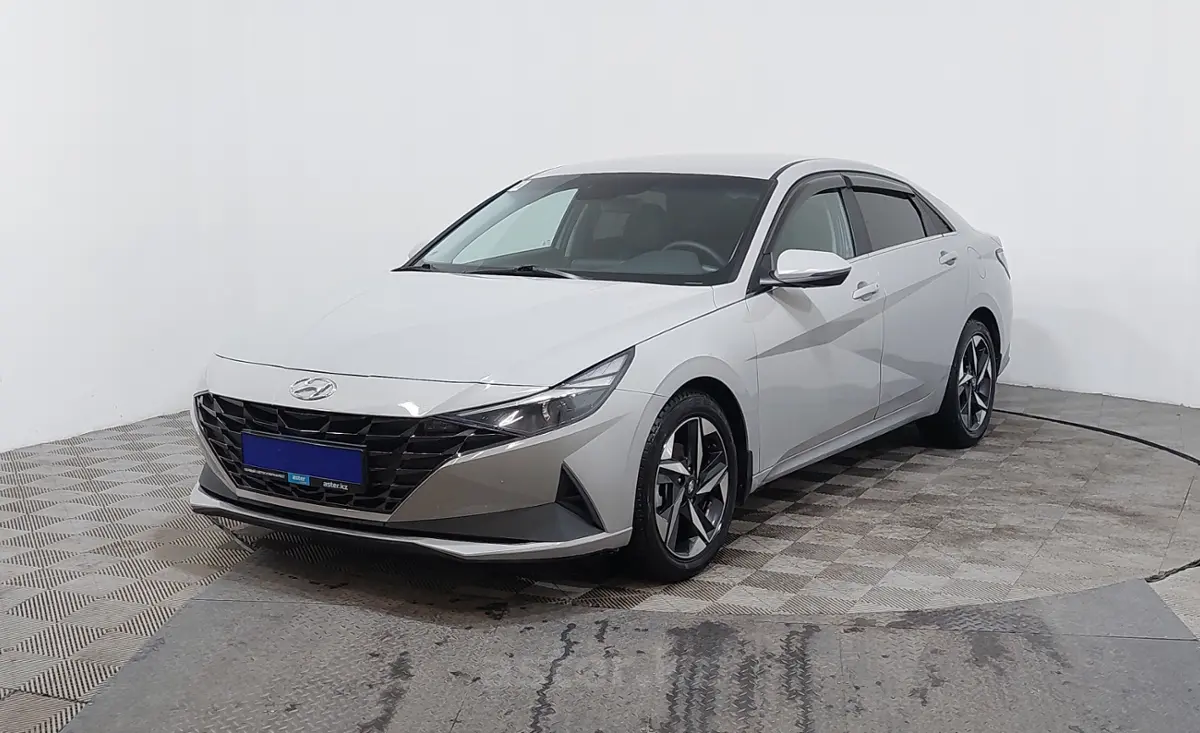 2022 Hyundai Elantra