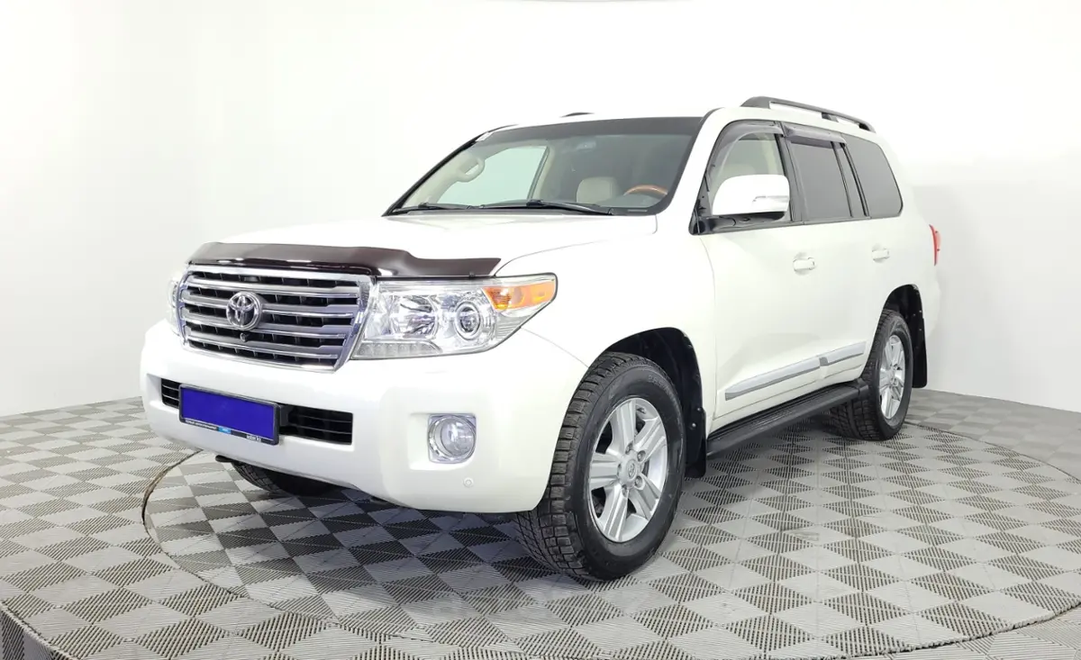 2012 Toyota Land Cruiser