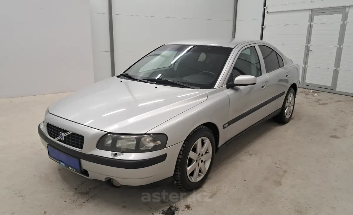 2004 Volvo S60