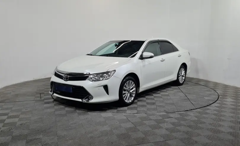 Toyota Camry 2017 года за 12 500 000 тг. в Алматы