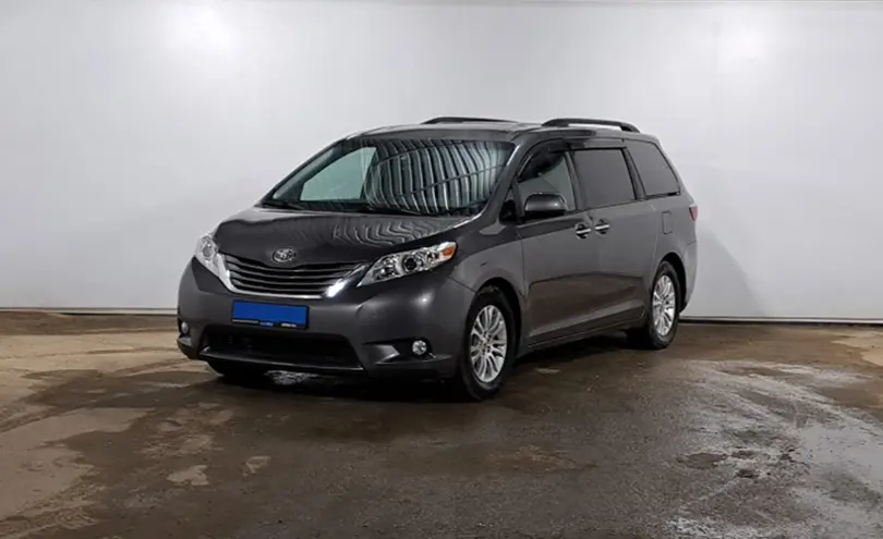 Toyota Sienna 2017 года за 15 800 000 тг. в Кызылорда