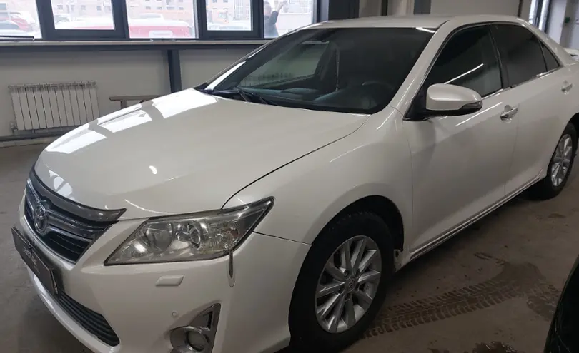 Toyota Camry 2014 года за 9 000 000 тг. в Астана