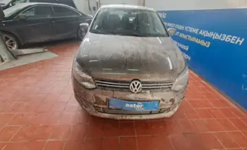 Volkswagen Polo 2014 года за 4 500 000 тг. в Астана фото 2