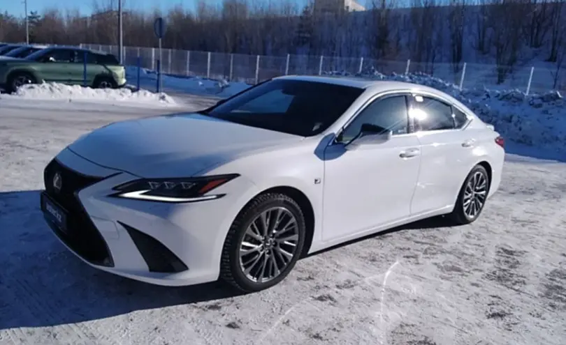 Lexus ES 2020 года за 23 000 000 тг. в Усть-Каменогорск