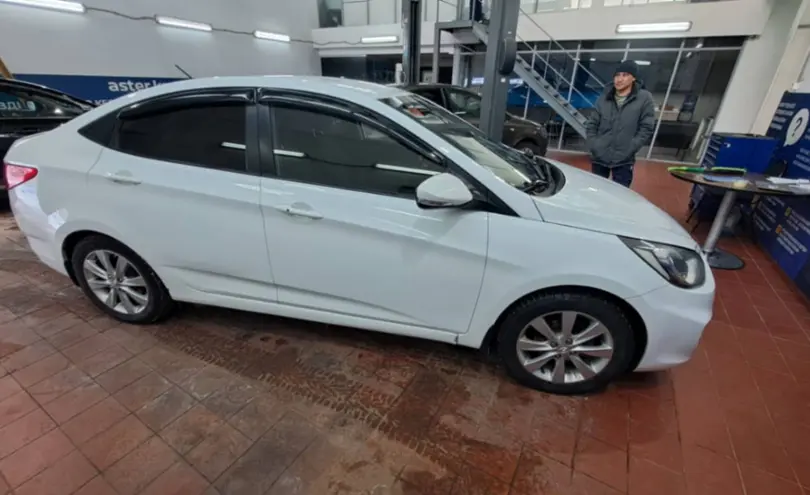 Hyundai Accent 2013 года за 5 300 000 тг. в Астана фото 4