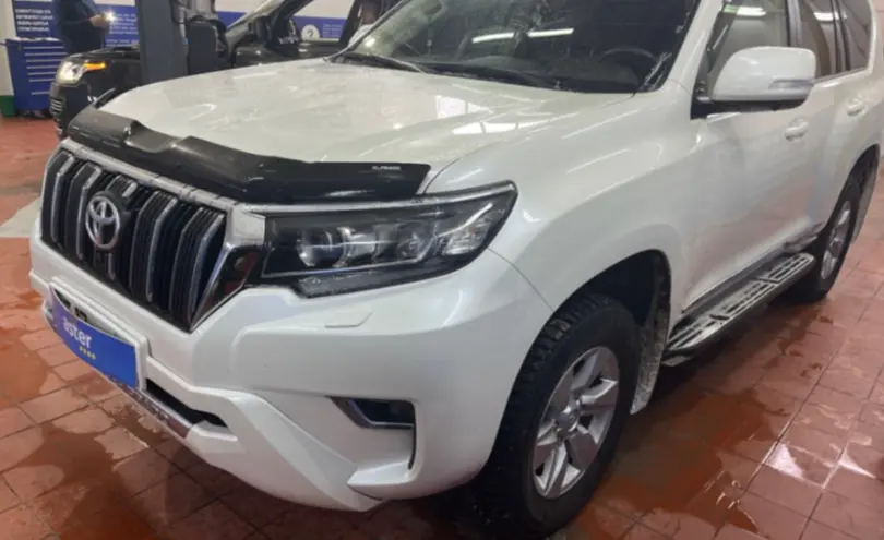 Toyota Land Cruiser Prado 2022 года за 29 000 000 тг. в Астана