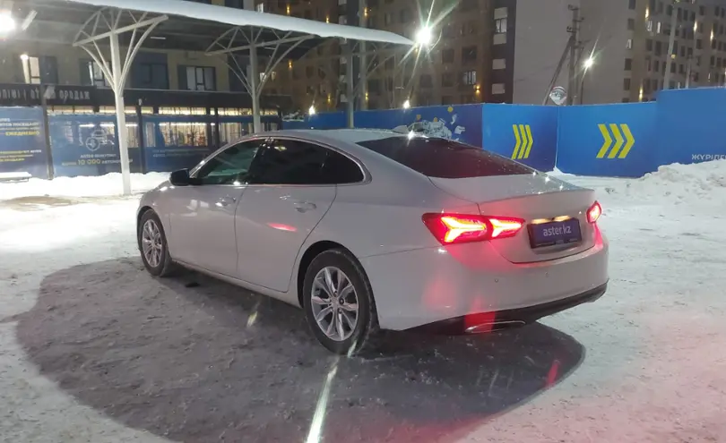Chevrolet Malibu 2021 года за 9 800 000 тг. в Алматы фото 4
