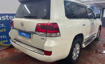 Toyota Land Cruiser 2016 года за 30 000 000 тг. в Астана