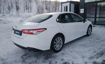 Toyota Camry 2017 года за 12 800 000 тг. в Усть-Каменогорск