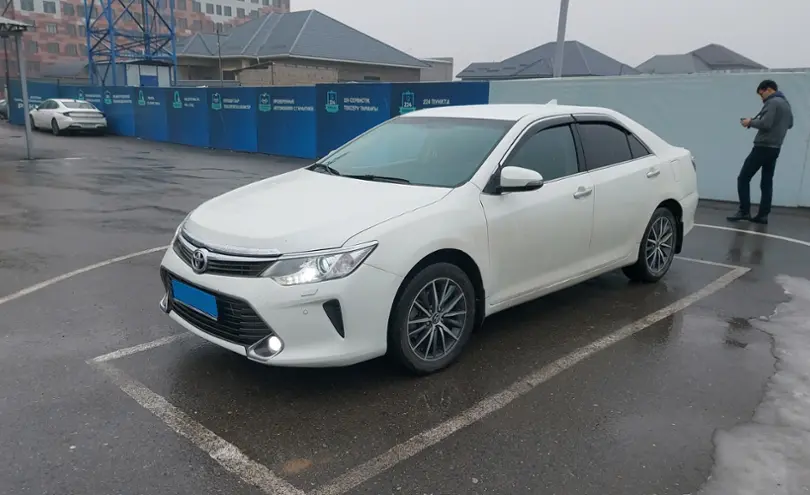 Toyota Camry 2014 года за 9 500 000 тг. в Шымкент