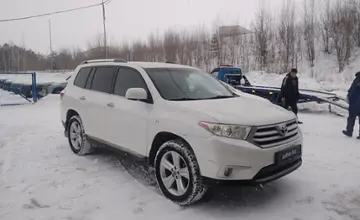 Toyota Highlander 2011 года за 13 000 000 тг. в Усть-Каменогорск фото 3