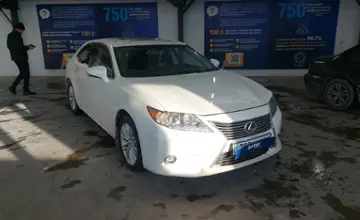 Lexus ES 2014 года за 12 300 000 тг. в Астана фото 2