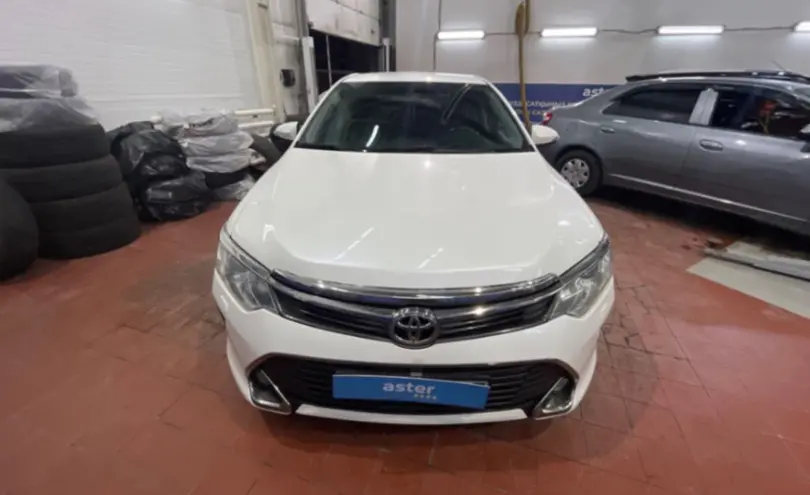 Toyota Camry 2015 года за 10 500 000 тг. в Астана фото 2