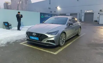 Hyundai Sonata 2021 года за 12 500 000 тг. в Шымкент фото 1