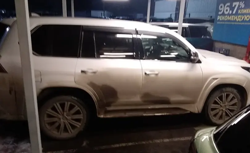 Lexus LX 2018 года за 45 000 000 тг. в Алматы фото 4