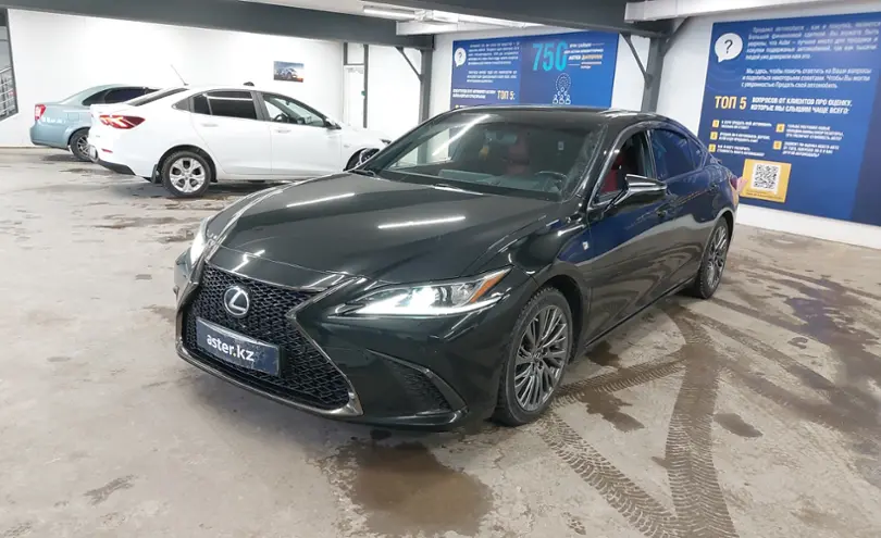 Lexus ES 2018 года за 22 500 000 тг. в Астана