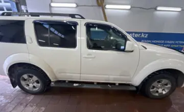 Nissan Pathfinder 2010 года за 6 000 000 тг. в Астана фото 4