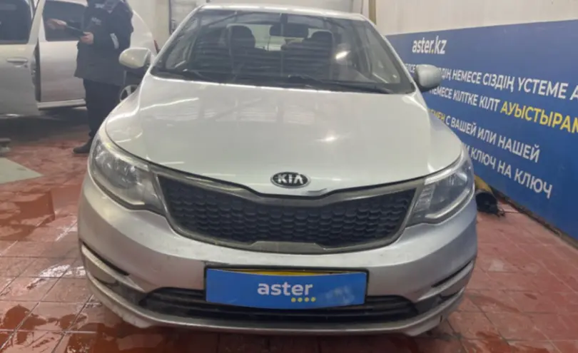 Kia Rio 2015 года за 5 000 000 тг. в Астана фото 2
