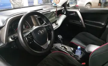 Toyota RAV4 2015 года за 11 500 000 тг. в Астана фото 5