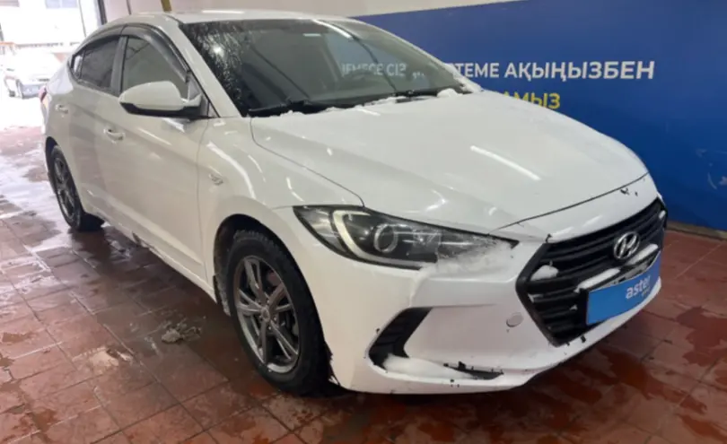 Hyundai Elantra 2018 года за 7 000 000 тг. в Астана фото 3