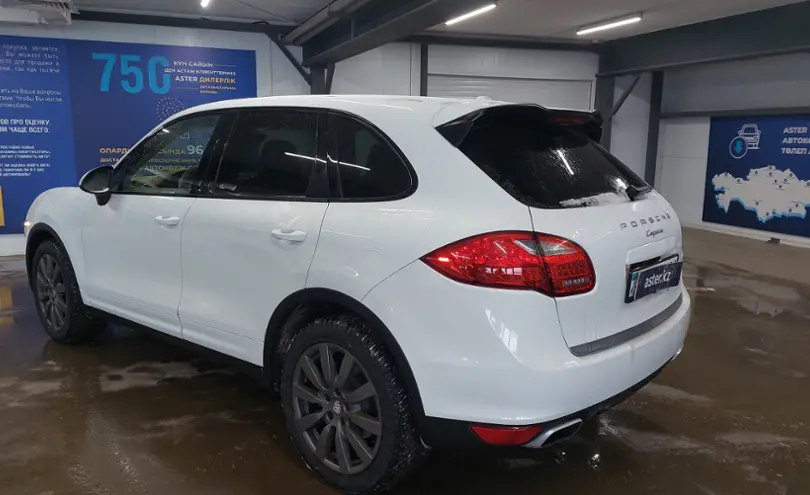 Porsche Cayenne 2012 года за 16 500 000 тг. в Астана фото 4