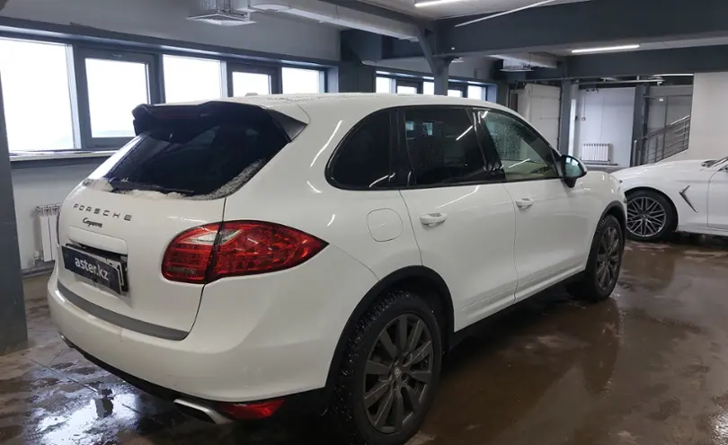 Porsche Cayenne 2012 года за 16 500 000 тг. в Астана фото 3