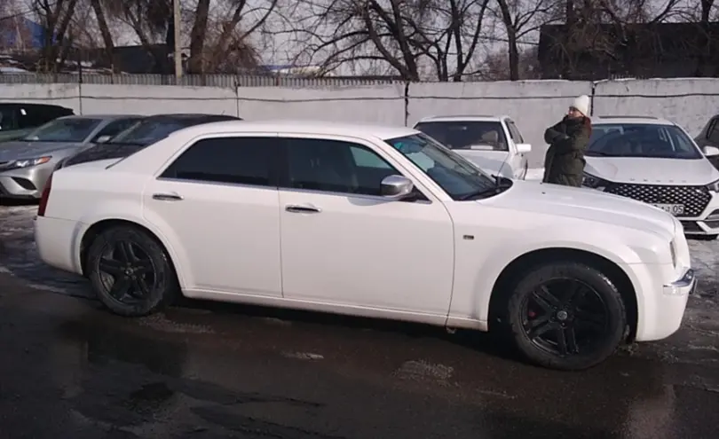 Chrysler 300C 2004 года за 6 000 000 тг. в Алматы фото 4