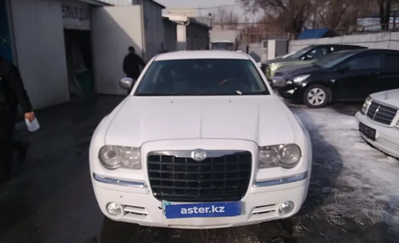Chrysler 300C 2004 года за 6 000 000 тг. в Алматы фото 2