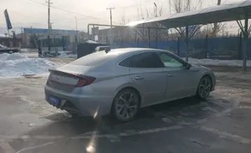 Hyundai Sonata 2021 года за 10 500 000 тг. в Алматы фото 3