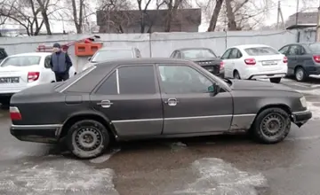 Mercedes-Benz E-Класс 1993 года за 1 500 000 тг. в Алматы фото 4
