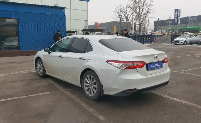 Toyota Camry 2019 года за 14 500 000 тг. в Алматы фото 4