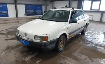 Volkswagen Passat 1993 года за 1 000 000 тг. в Астана фото 1
