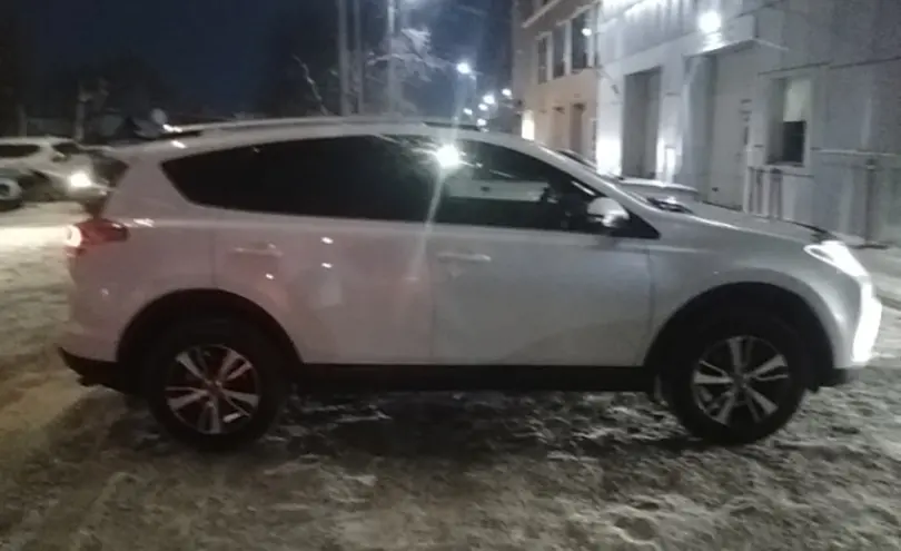 Toyota RAV4 2015 года за 10 600 000 тг. в Костанай фото 4