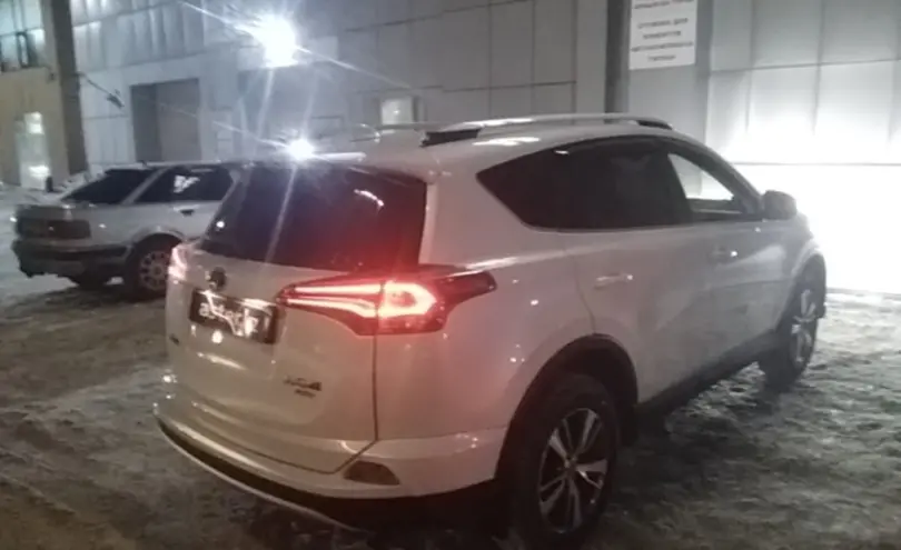 Toyota RAV4 2015 года за 10 600 000 тг. в Костанай фото 5