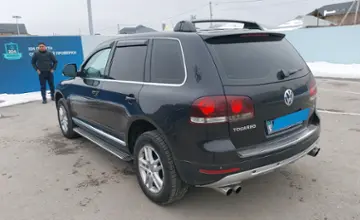 Volkswagen Touareg 2007 года за 6 500 000 тг. в Шымкент фото 4
